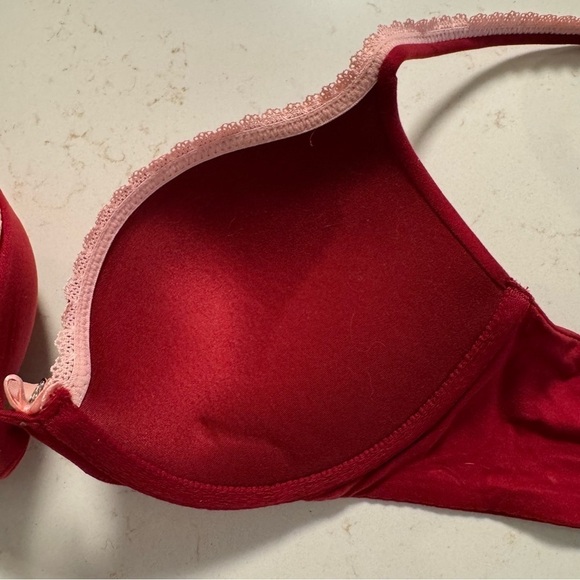 Victoria Secret Body by Victoria Underwire Bra in Deep Red with Molded Cups - Picture 7 of 12